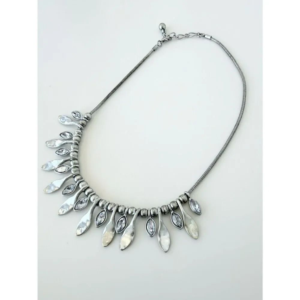 Unmarked Silver Tone Spoon Prong Oval Gemstone Bead Dangle Statement Necklace